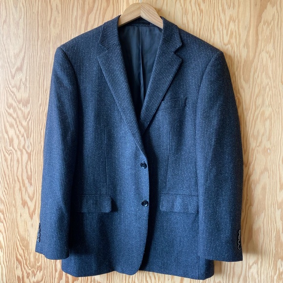 WOW! Vintage ‘80’s men’s Italian pinstripe blazer - Picture 1 of 10